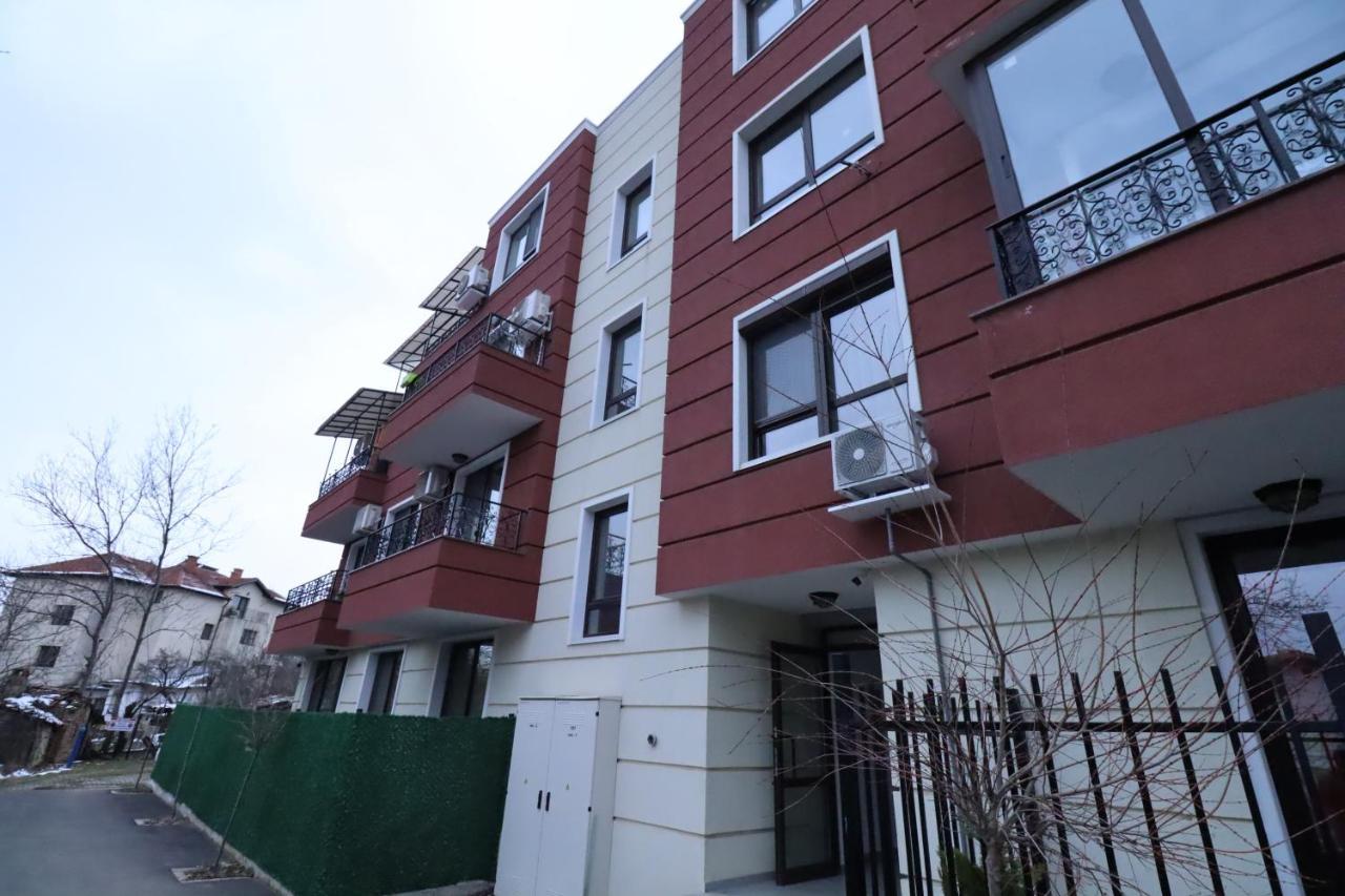 Green Gardens Apartment By Lmg Σόφια Εξωτερικό φωτογραφία
